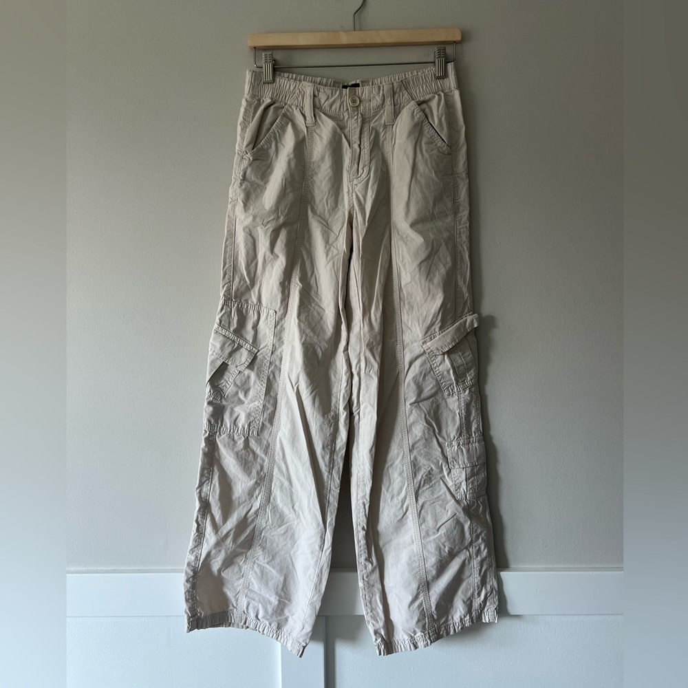 BDG Urban Outfitters Y2K Cargo Pants | Beige | Size Small